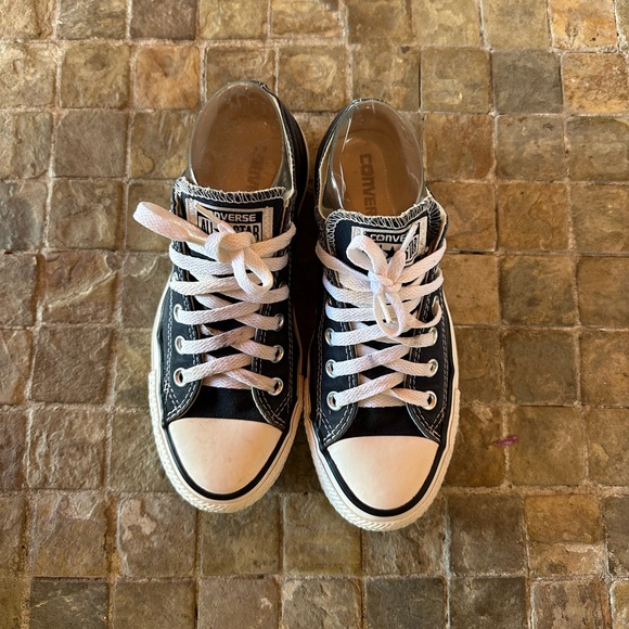 Converse navy and White Low Top Sneakers - Picture 6 of 10